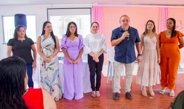 A Prefeitura Municipal de Capistrano atraves do seu Prefeito Junior Saraiva, presta reconhecimento e homenagem às mulheres.