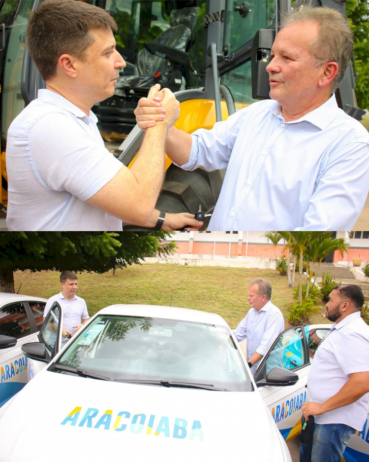 Solenidade de entrega de 02 novos veículos para a Secretaria de Saúde e 01 retroescavadeira para o Município de Aracoiaba.